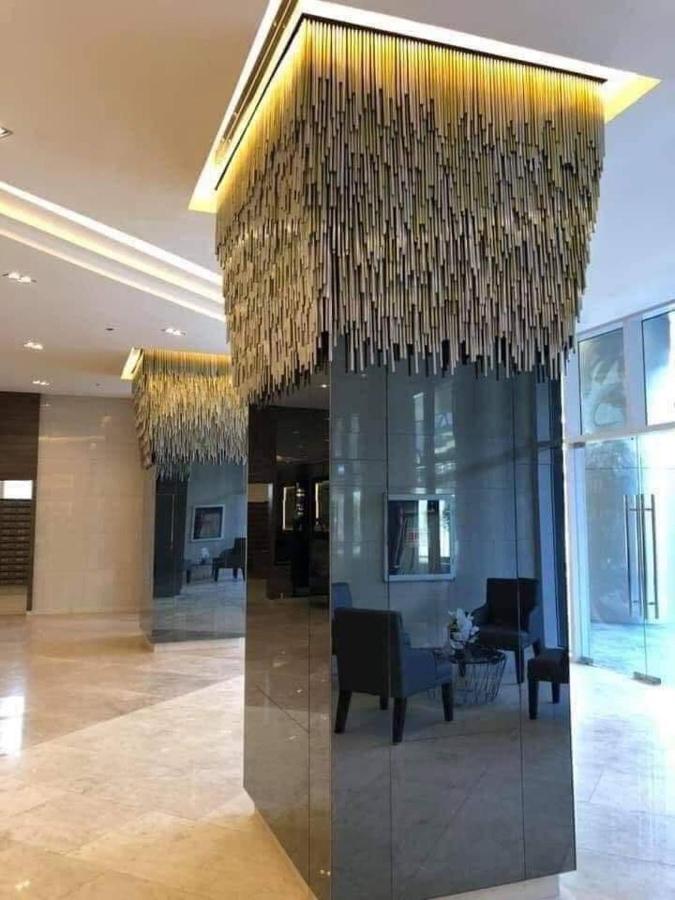 One Bedroom Condo Unit Fame Residences Manila Exterior photo