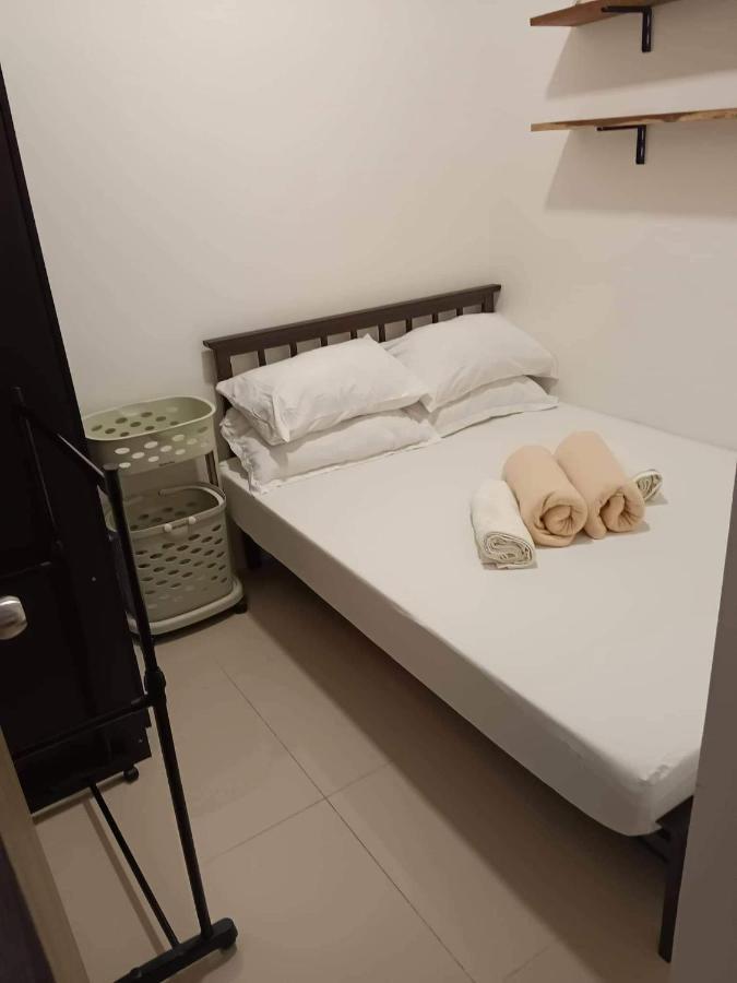 One Bedroom Condo Unit Fame Residences Manila Exterior photo
